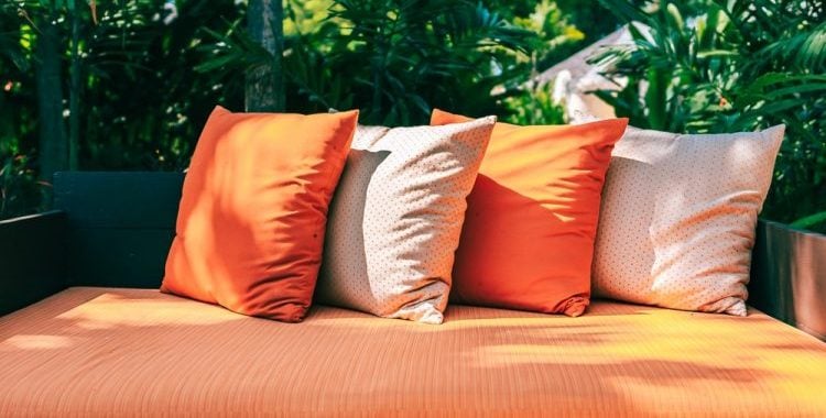 You are currently viewing Why Are Outdoor Cushions So Expensive? A Buyer’s Guide