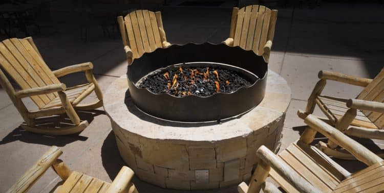 Read more about the article Are Propane Fire Pits Safe?