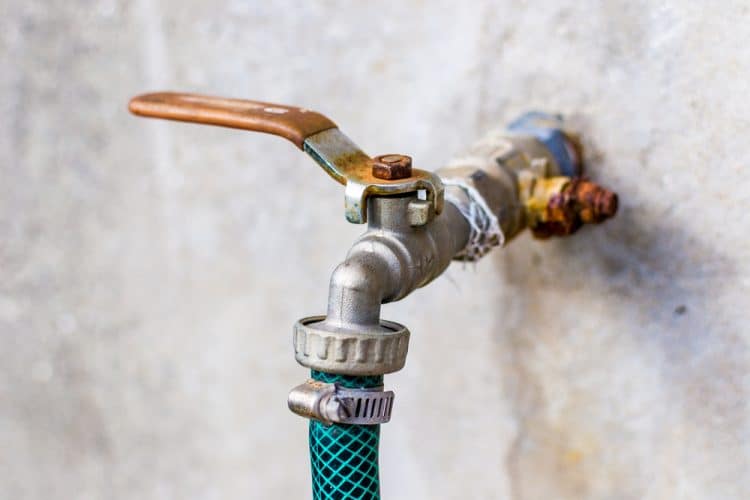 How Do You Attach A Hose To An Outside Faucet Take A Yard   Depositphotos 74223103 S 2019 E1631702808893 